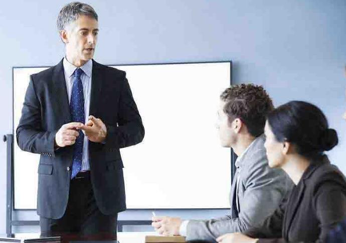 企業(yè)風(fēng)險(xiǎn)評(píng)估與管理探析 企業(yè)風(fēng)險(xiǎn)評(píng)估與管理探析