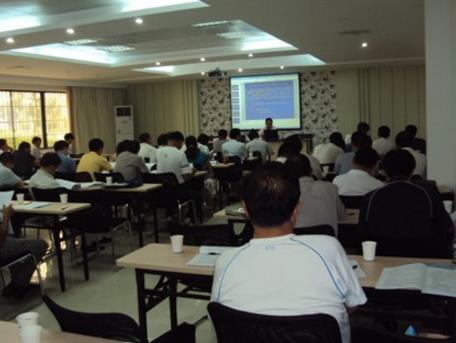 安全標(biāo)準(zhǔn)化韻基礎(chǔ)是班組安全建設(shè)標(biāo)準(zhǔn)化 安全標(biāo)準(zhǔn)化韻基礎(chǔ)是班組安全建設(shè)標(biāo)準(zhǔn)化