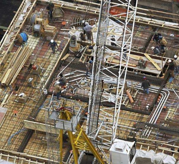 如何做好建筑施工現(xiàn)場起重機(jī)械安全營理 如何做好建筑施工現(xiàn)場起重機(jī)械安全營理