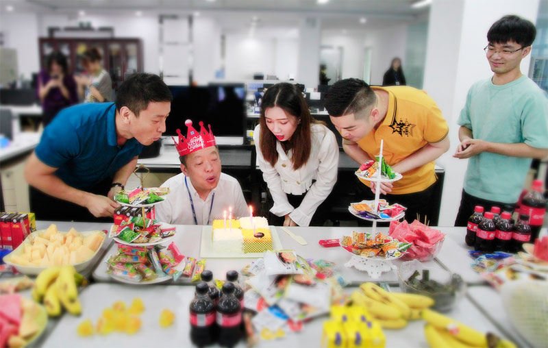 賽為8月員工生日會(huì)，奮斗不止，創(chuàng)新不止！